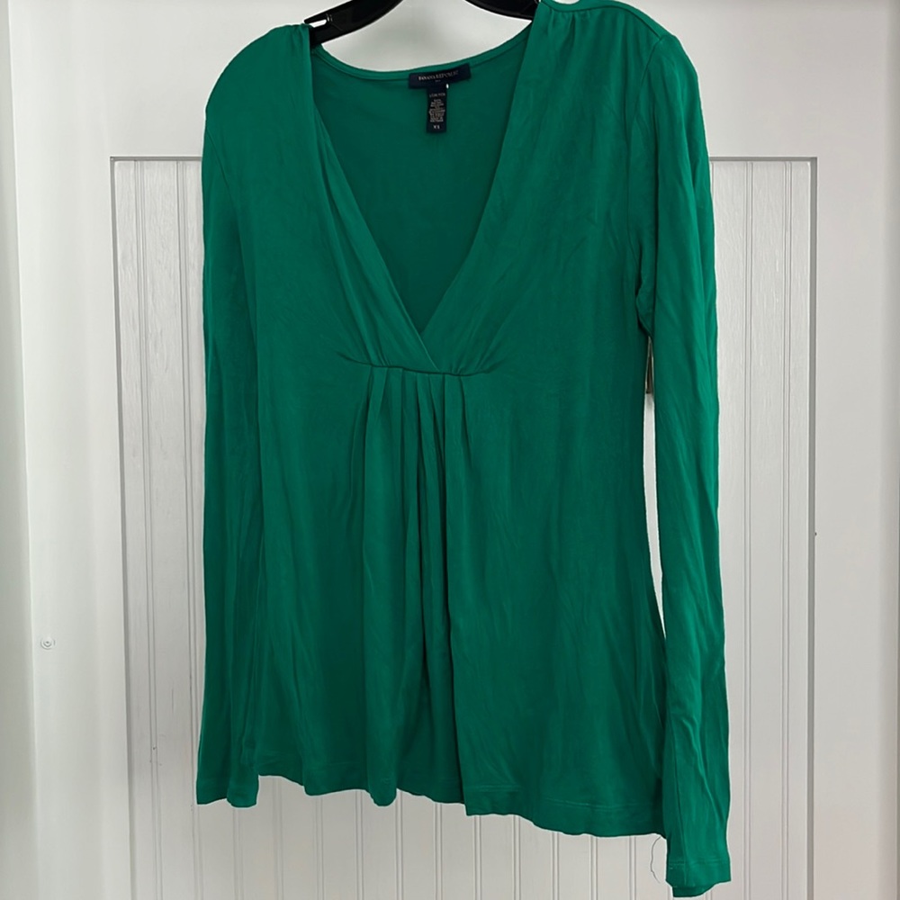 Banana Republic XS Kelly green long sleeved tunic